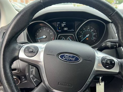 Used 2014 Ford Focus SE w/ Equipment Group 201A FWD image 17
