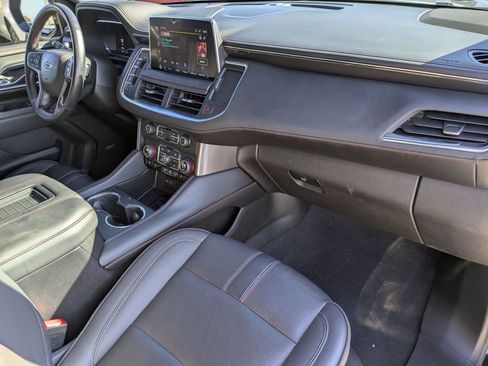 Used 2022 Chevrolet Tahoe RST w/ Sport Performance Package image 32