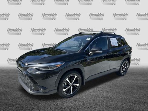 Used 2024 Toyota Corolla Cross AWD Hybrid w/ Convenience Package image 5