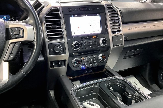 Used 2017 Ford F250 Platinum w/ Platinum Ultimate Package AWD/4WD image 11