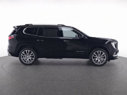 Used 2024 GMC Acadia Denali w/ Super Cruise Package FWD image 8