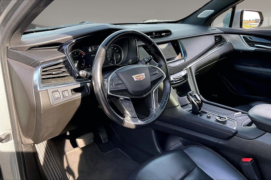 Used 2023 Cadillac XT5 Premium Luxury AWD/4WD image 13