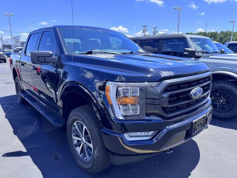 Used 2021 Ford F150 XLT w/ Equipment Group 302A High AWD/4WD image 3