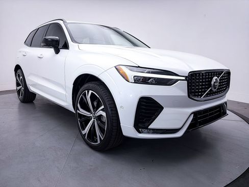 Used 2023 Volvo XC60 B5 Ultimate w/ Protection Package AWD/4WD image 36