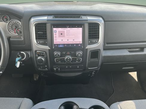 Used 2022 RAM 1500 Classic SLT w/ Electronics Group AWD/4WD image 12