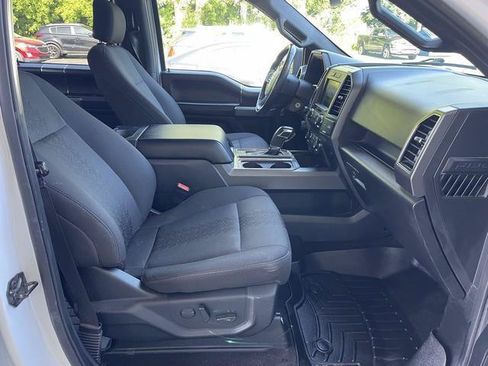 Used 2019 Ford F150 XLT w/ Equipment Group 302A Luxury AWD/4WD image 18