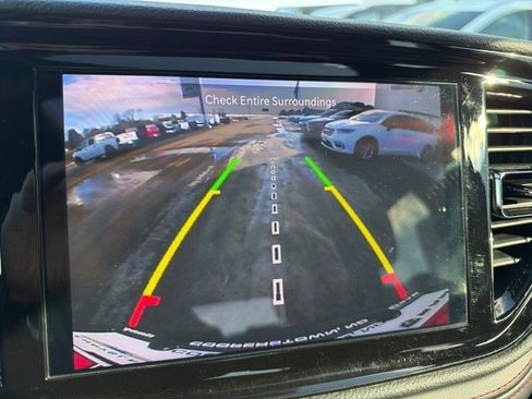 Used 2023 Dodge Durango GT image 17