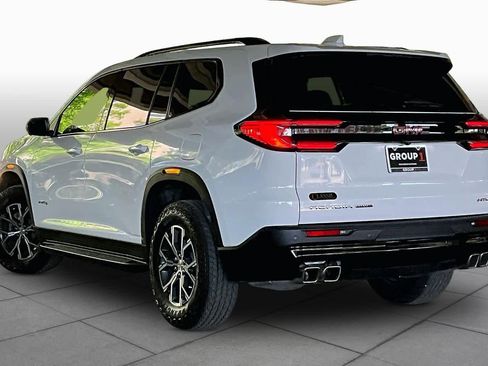 Used 2025 GMC Acadia AT4 w/ Luxury Package AWD/4WD image 11