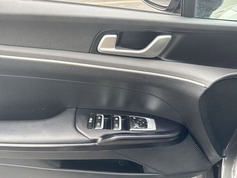 Used 2025 Kia K5 LXS image 13