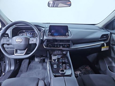 New 2026 Nissan Rogue S image 13