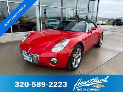 Used 2006 Pontiac Solstice Convertible w/ Premium Package RWD image 1