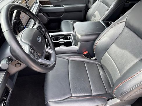 Used 2024 Ford F350 Lariat w/ Lariat Ultimate Package image 18