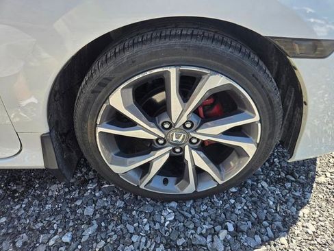 Used 2019 Honda Civic Touring image 26