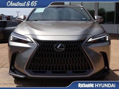 Used 2022 Lexus NX 350h AWD image 8