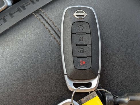Used 2023 Nissan Pathfinder SV FWD image 32
