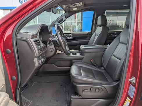 Used 2022 Chevrolet Tahoe Z71 w/ Z71 Off-Road Package image 10