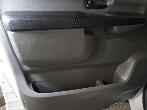 Used 2019 Nissan NV 3500 SL RWD image 10