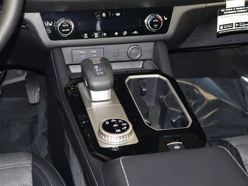 New 2026 Mitsubishi Outlander Trail Edition image 15