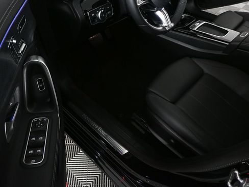 Used 2024 Mercedes-Benz CLA 250 image 7