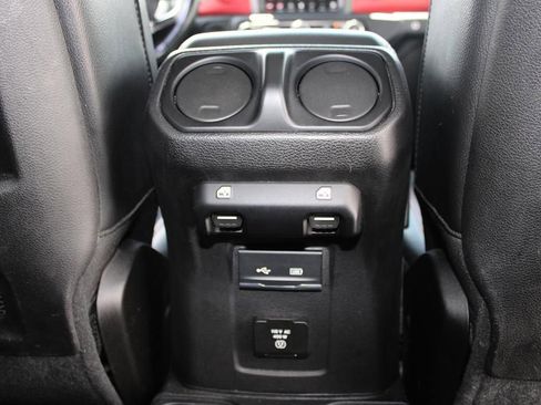Used 2020 Jeep Gladiator Rubicon AWD/4WD image 33