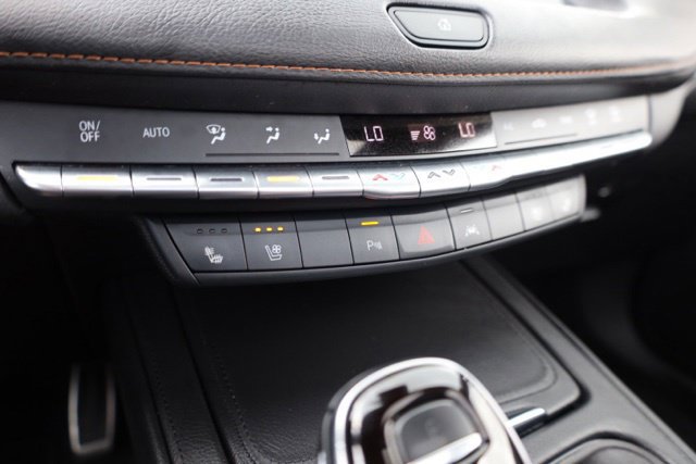 Used 2023 Cadillac XT4 Sport AWD/4WD image 31