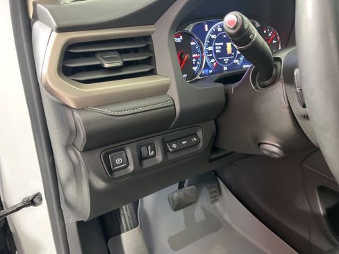 Used 2023 GMC Acadia Denali w/ Denali Ultimate Package FWD image 21