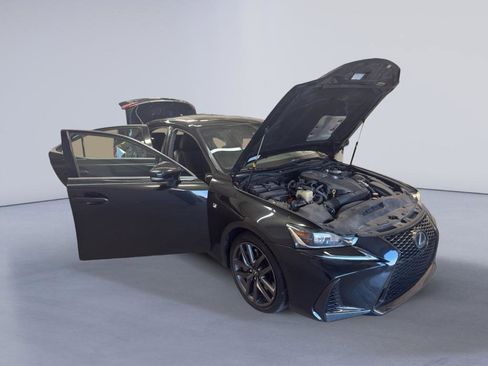 Used 2017 Lexus IS 200t F Sport w/ F Sport Package image 8
