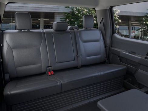 New 2026 Ford F250 Lariat w/ Chrome Package image 11