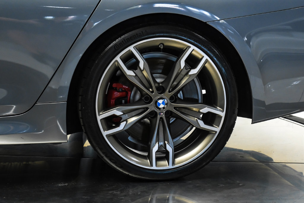 Used 2023 BMW M550i xDrive w/ Executive Package AWD/4WD image 57