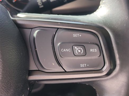 Certified 2018 Jeep Wrangler Unlimited Sport S image 28