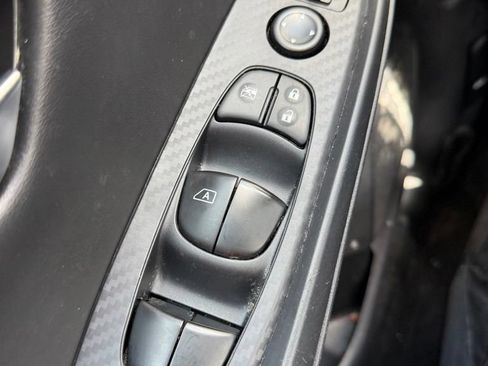 Used 2024 Nissan Sentra SV w/ All-Weather Package FWD image 19