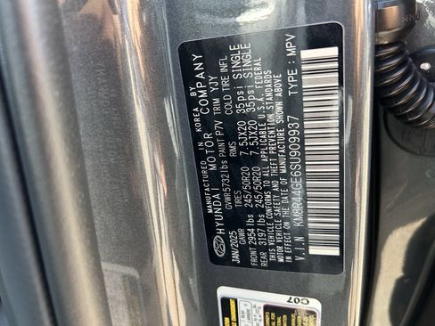Used 2025 Hyundai Palisade SEL FWD image 37