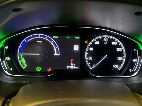 Used 2019 Honda Accord EX image 10