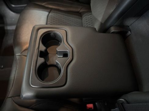 Used 2018 Jeep Compass Altitude w/ Popular Equipment Group image 27