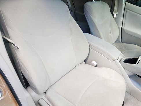 Used 2011 Toyota Prius Five image 15