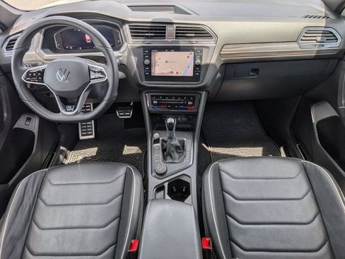 Used 2024 Volkswagen Tiguan SEL R-Line AWD/4WD image 7