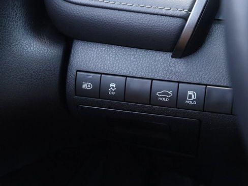 Used 2024 Toyota Camry SE FWD image 19