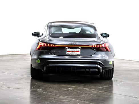 Used 2023 Audi e-tron GT Premium Plus image 5
