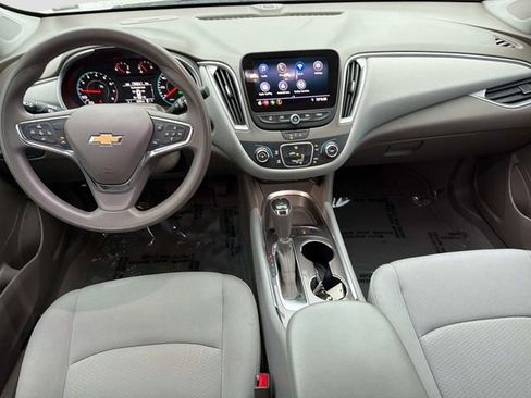 Used 2020 Chevrolet Malibu LS w/ Driver Confidence Package II FWD image 15