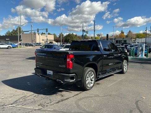 Used 2019 Chevrolet Silverado 1500 High Country w/ Technology Package image 3