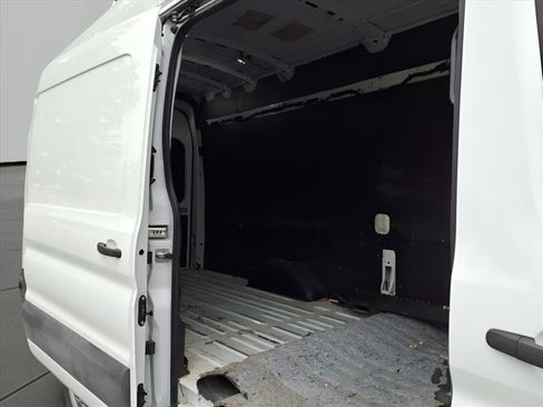 Used 2019 Ford Transit 250 148 High Roof Extended image 9