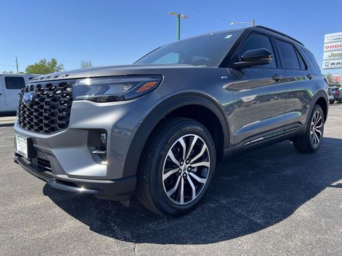 New 2026 Ford Explorer ST-Line AWD/4WD image 13