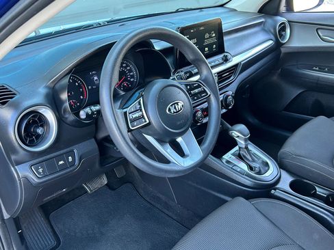 Used 2019 Kia Forte LXS image 19