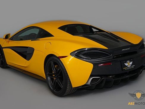 Used 2016 McLaren 570S Coupe image 8