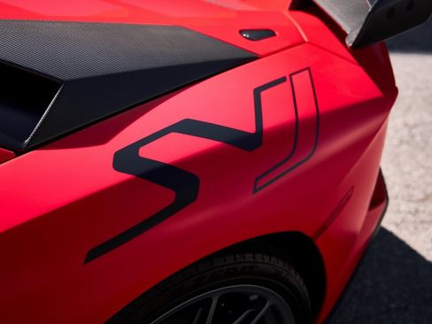 Used 2019 Lamborghini Aventador SVJ image 13