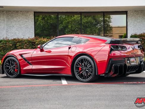 Used 2014 Chevrolet Corvette Stingray Coupe w/ 2LT Preferred Equipment Group image 53