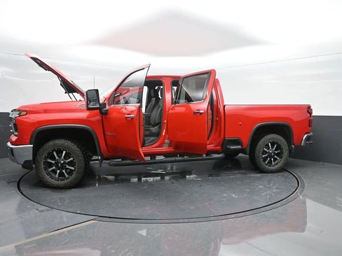 Used 2024 Chevrolet Silverado 2500 LTZ w/ LTZ Premium Package image 55