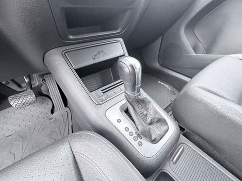 Used 2012 Volkswagen Tiguan S FWD image 15
