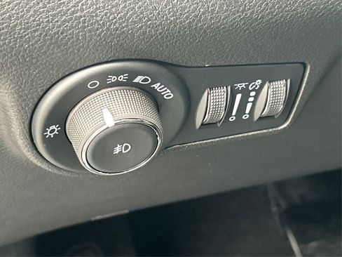 New 2026 Jeep Compass Limited image 39