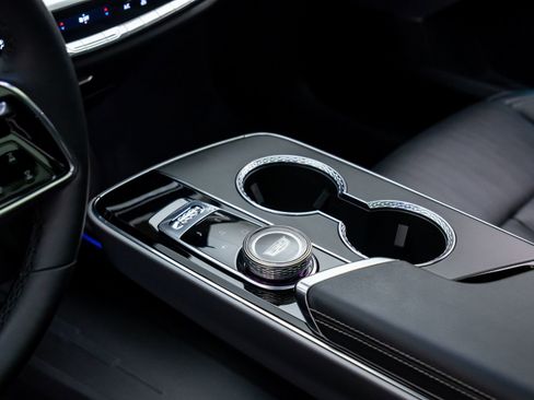 Certified 2025 Cadillac Lyriq Luxury w/ LPO, Floor Liner Package image 14